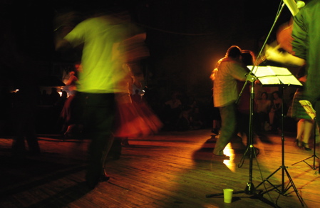Dancing Tango